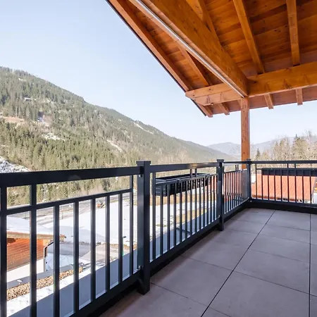 Rossbrand Und Tauern-blick