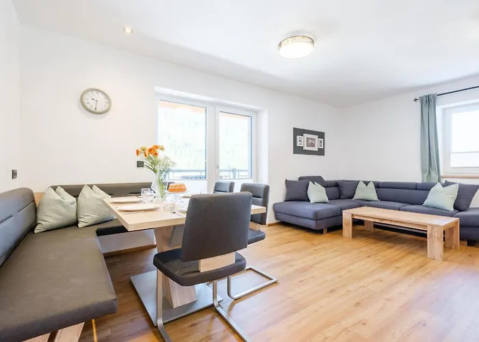 Rossbrand Und Tauern-blick