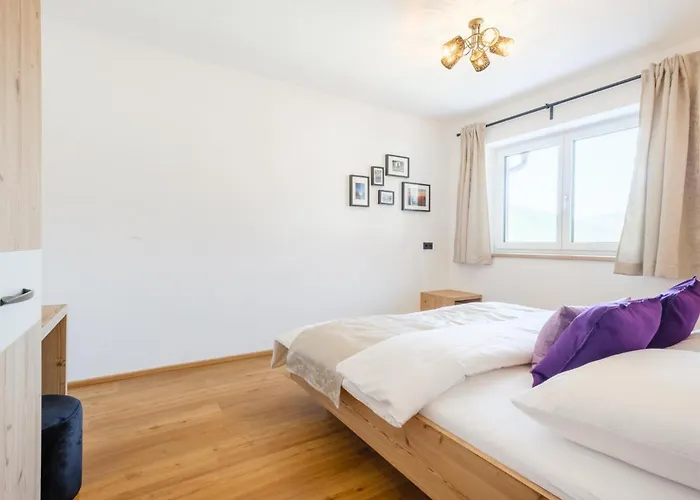 Rossbrand Und Tauern-blick Untertauern